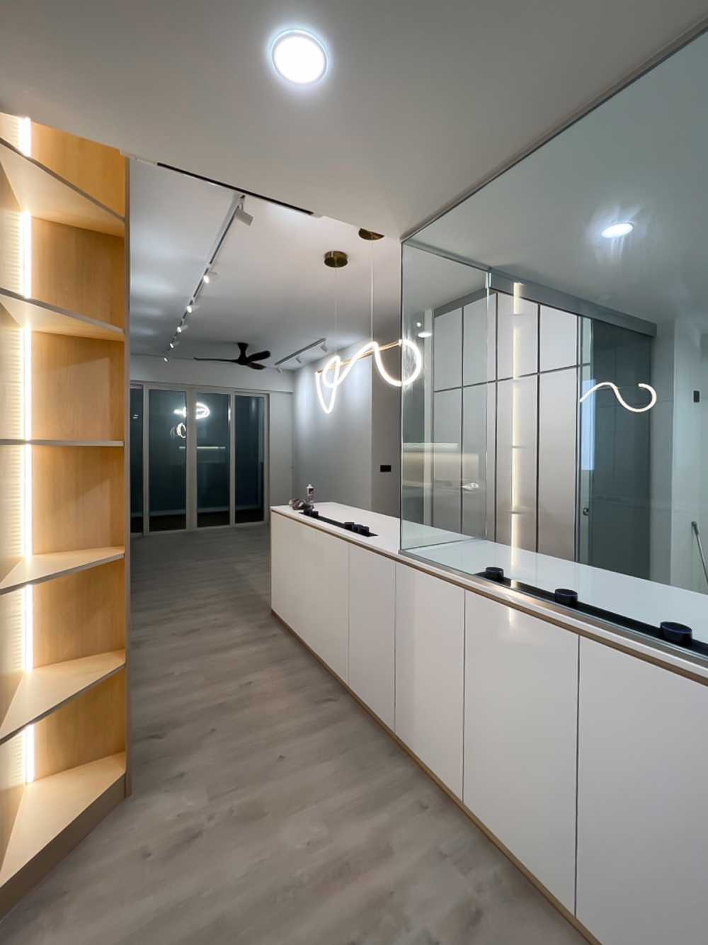 Scandinavian Foyer with Kitchen Island and Kitchen Accessories