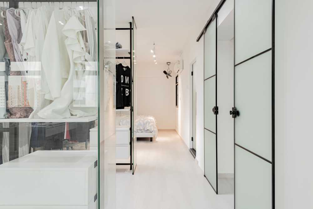 Minimalist Bedroom with Vinyl Flooring and Drop Ceiling