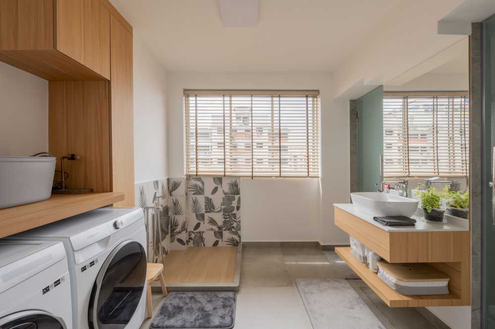Scandinavian Service Yard with Washing Machine and Laundry Area