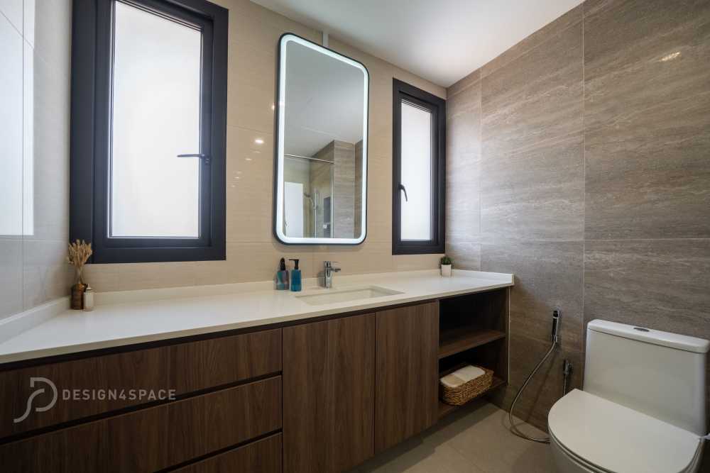 Modern Bathroom with Shower Screen and Bathroom Storage