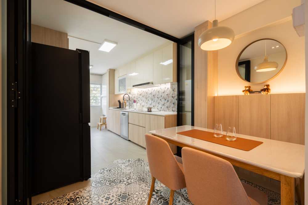Scandinavian Dining Room with Drop Ceiling and Dining Table
