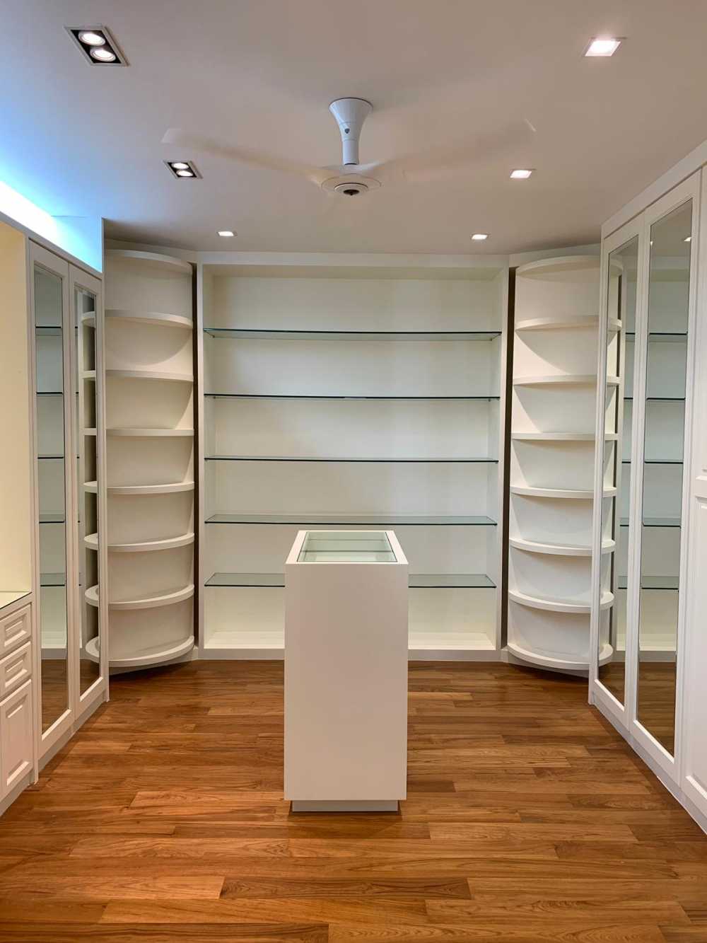 Modern Bedroom with Parquet Floor and Closet