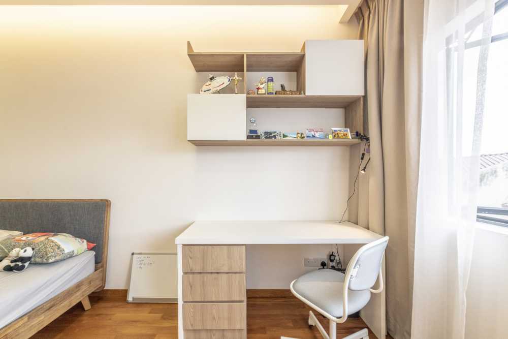 Contemporary Bedroom with Bookshelf and Parquet Floor