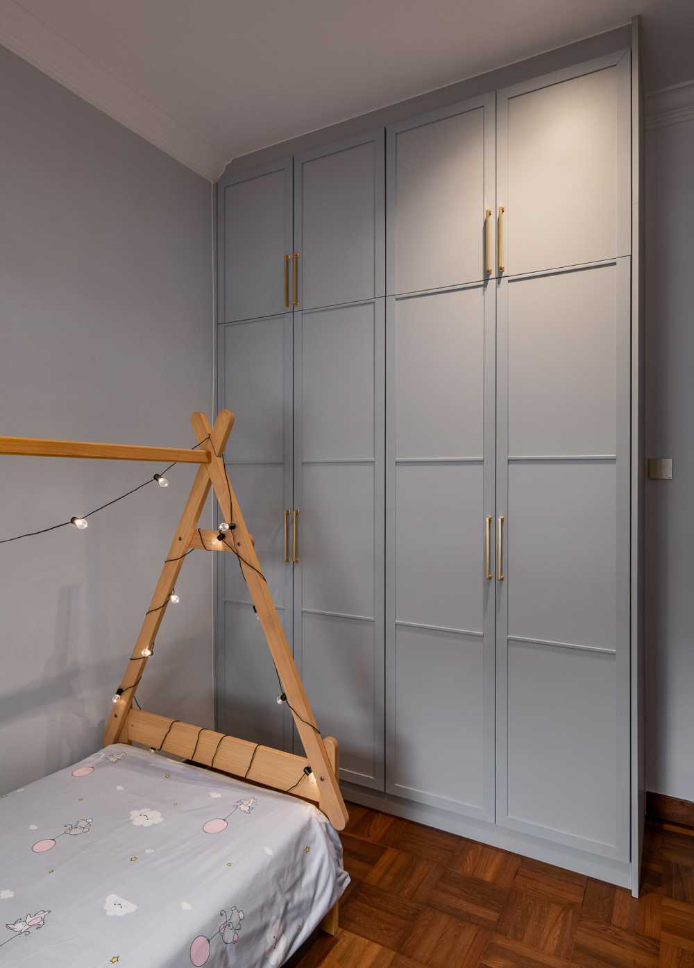 Contemporary Bedroom with Parquet Floor and Wardrobe