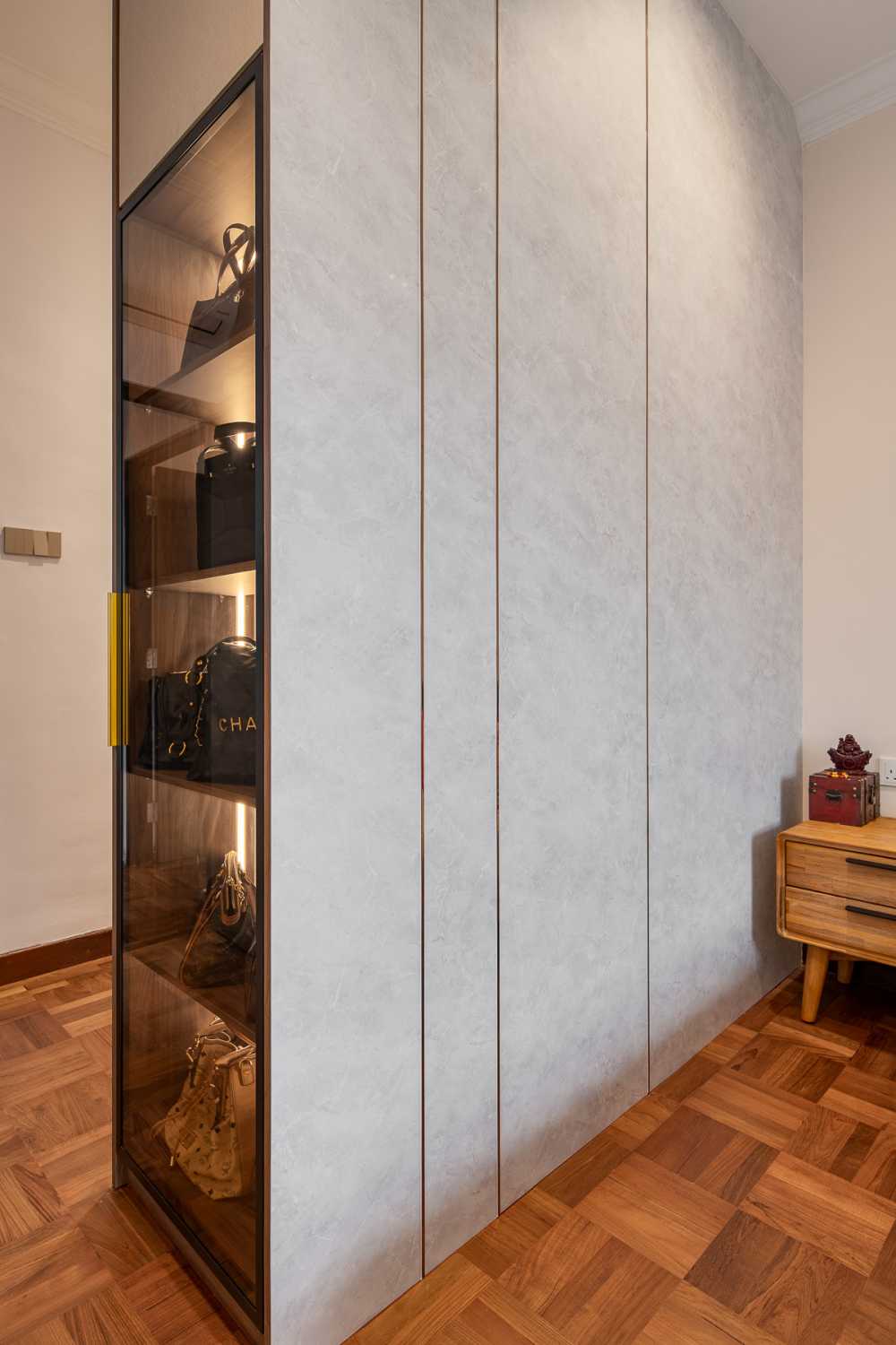 Contemporary Bedroom with Bookshelf and Parquet Floor