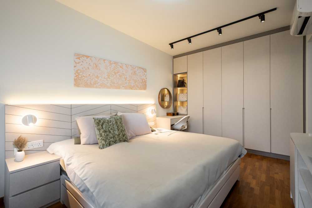 Modern Bedroom with Vinyl Flooring and Cove Lighting