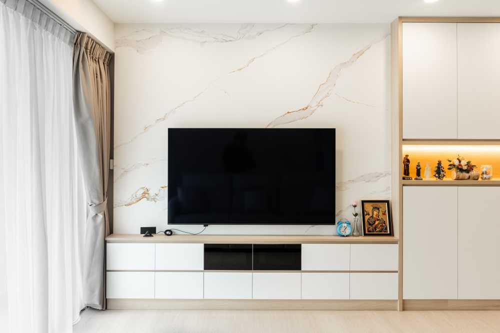 Minimalist Living Room with Feature Wall and Sofa