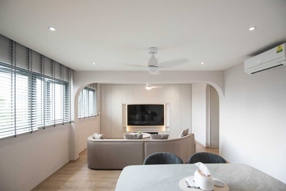 Minimalist Dining Room with Dining Table and Lighting