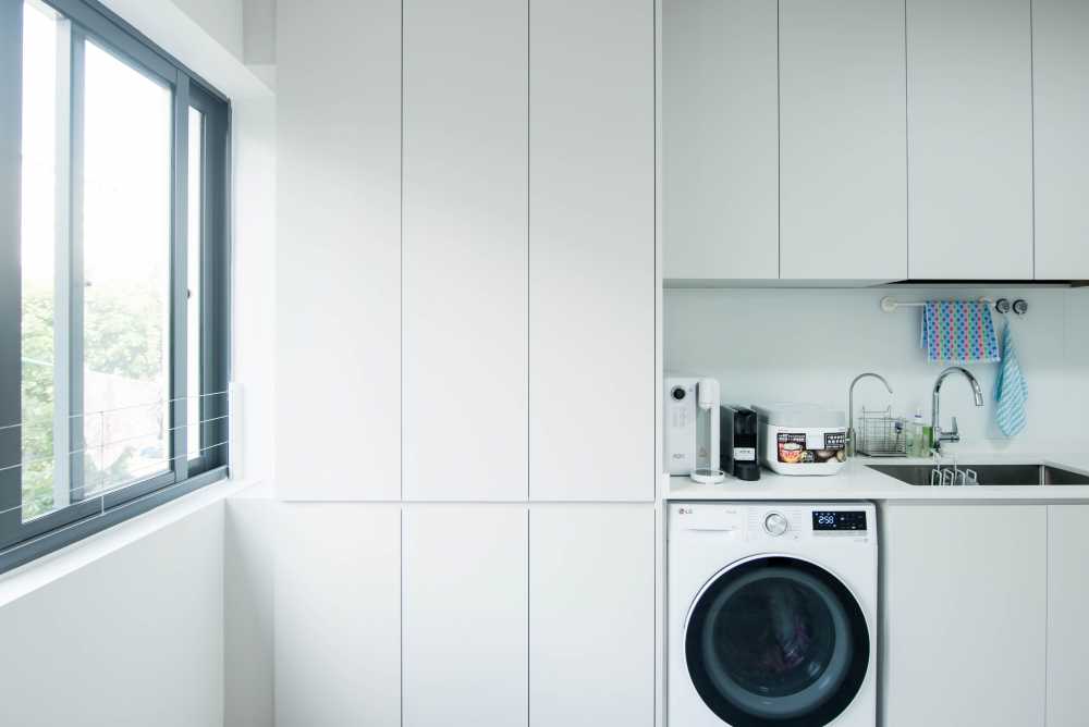 Minimalist Kitchen with Countertop and Kitchen Window