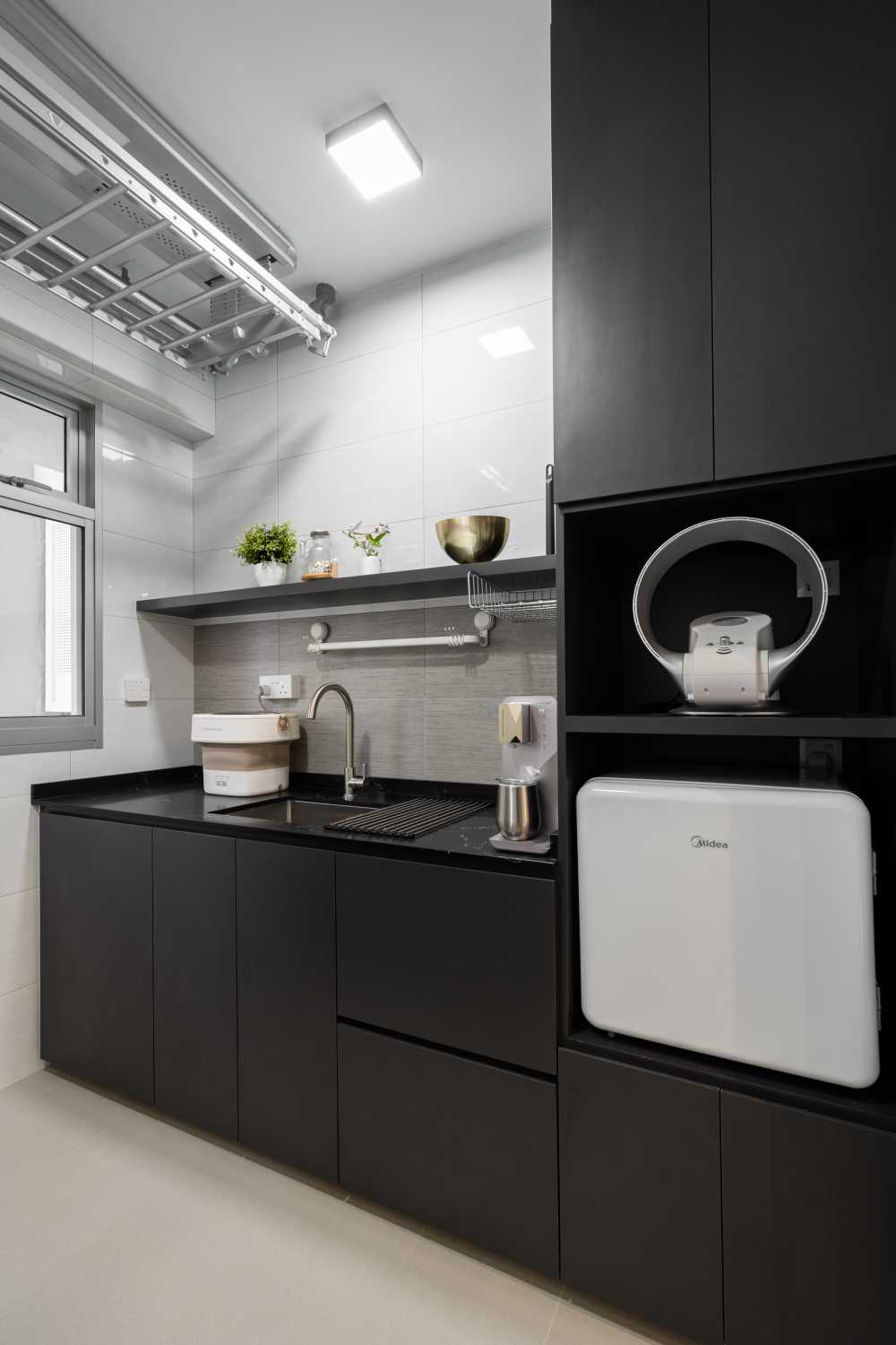Minimalist Kitchen with Vinyl Flooring and Herringbone Tiling