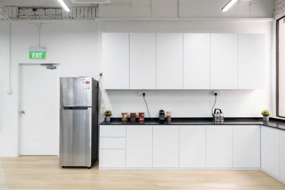 Minimalist Office with Bookshelf and Desk