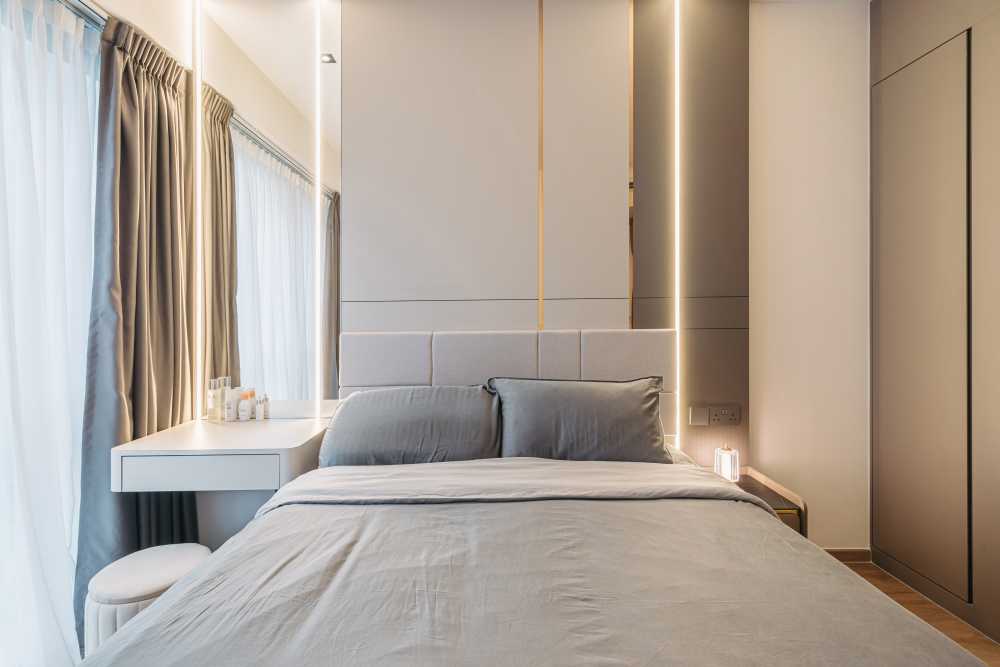 Modern Bedroom with Built-in Bed and Closet