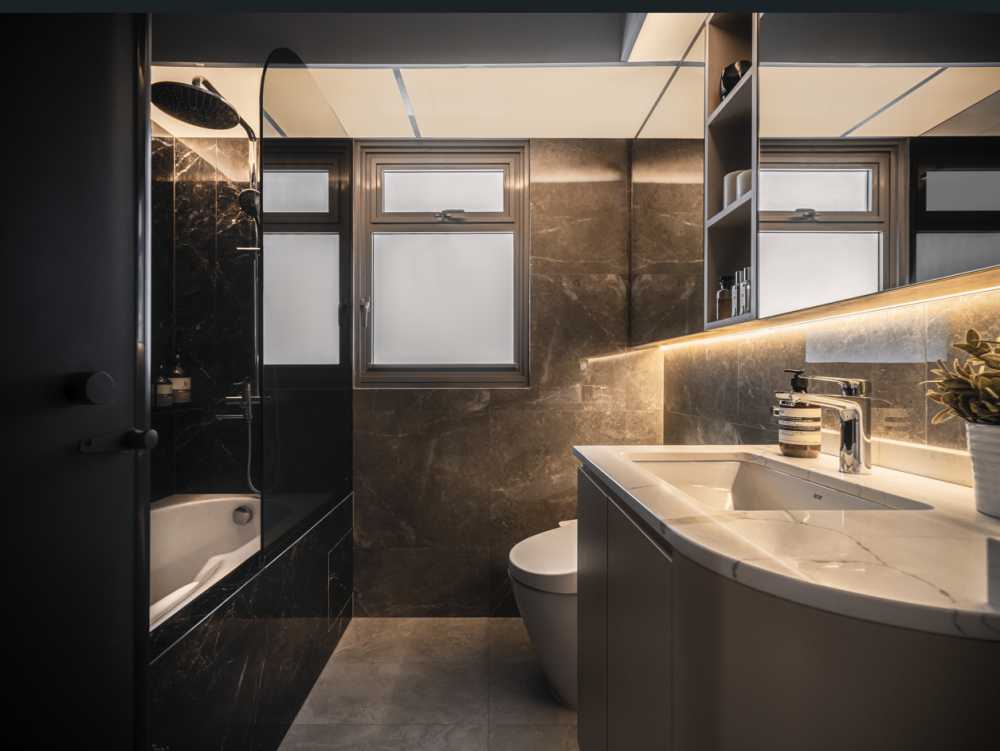 Contemporary Bathroom with Countertop and Bathtub
