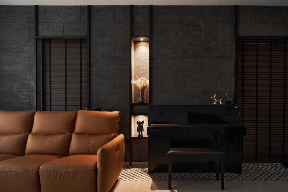 Modern Living Room with Feature Wall and Lighting