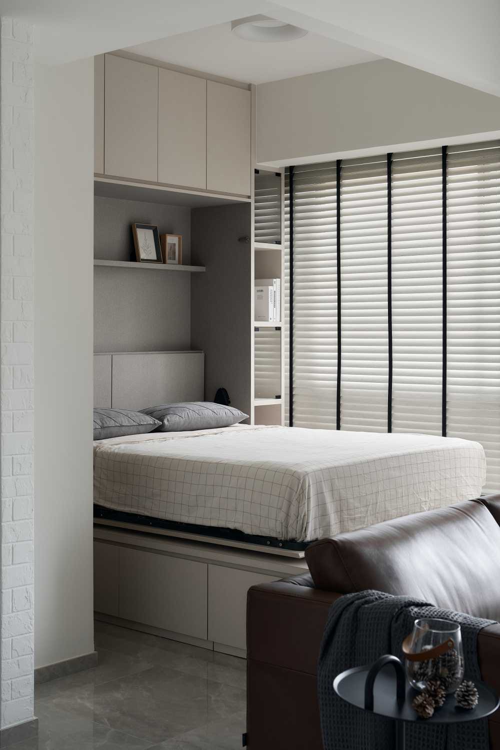 Modern Bedroom with Platform Bed and Bed