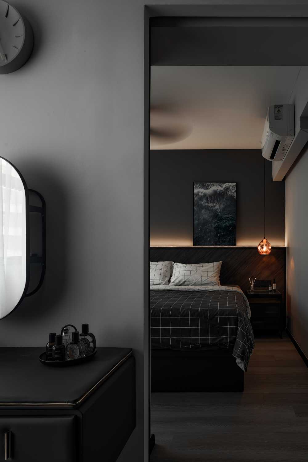 Modern Bedroom with Platform Bed and Queen Bed