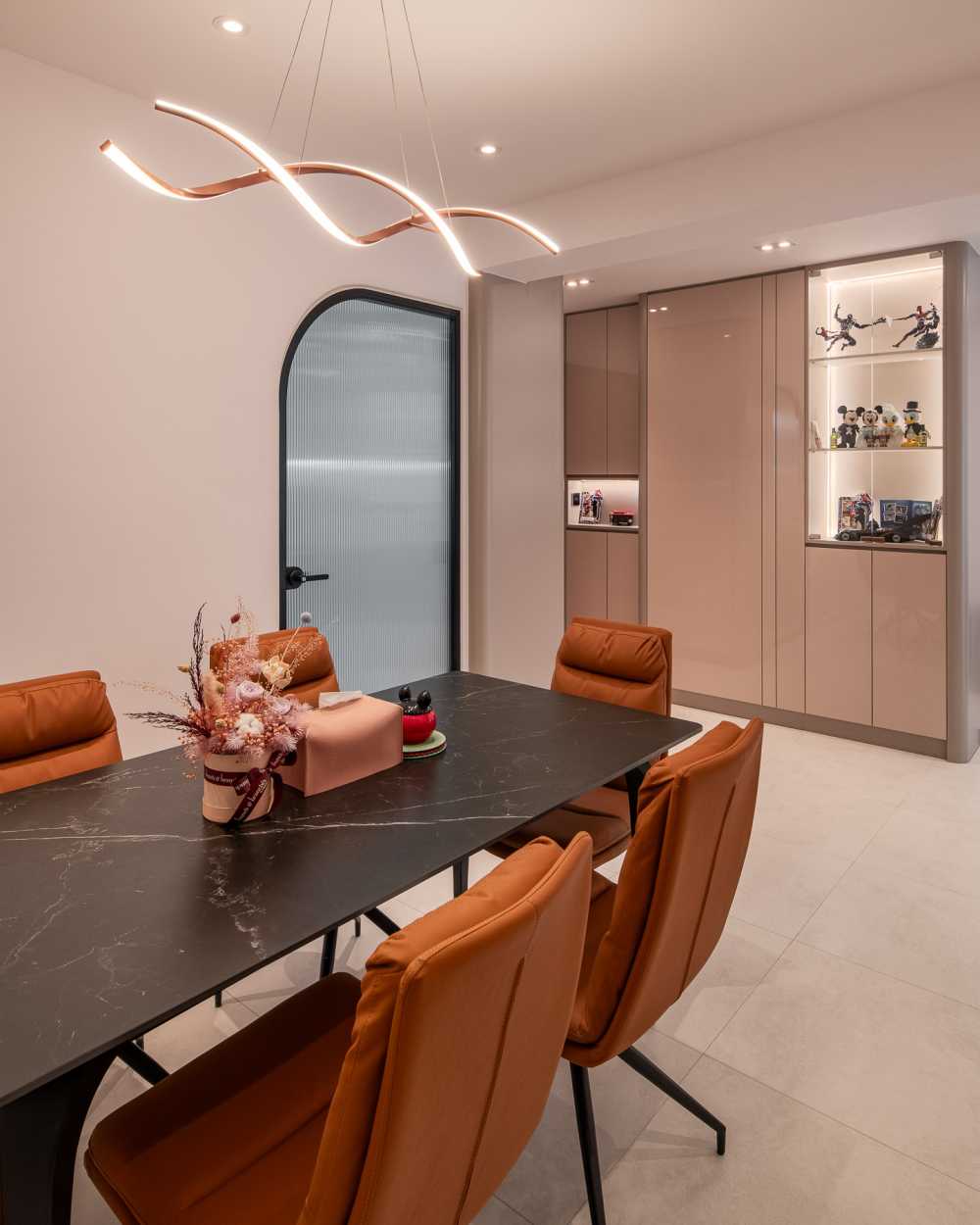 Contemporary Living Room with Homogeneous Tiles and Feature Wall