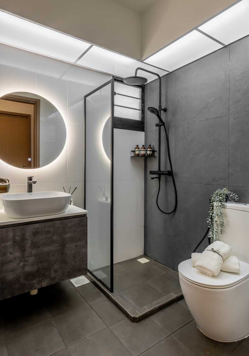 Modern Bathroom with Showers and Flooring