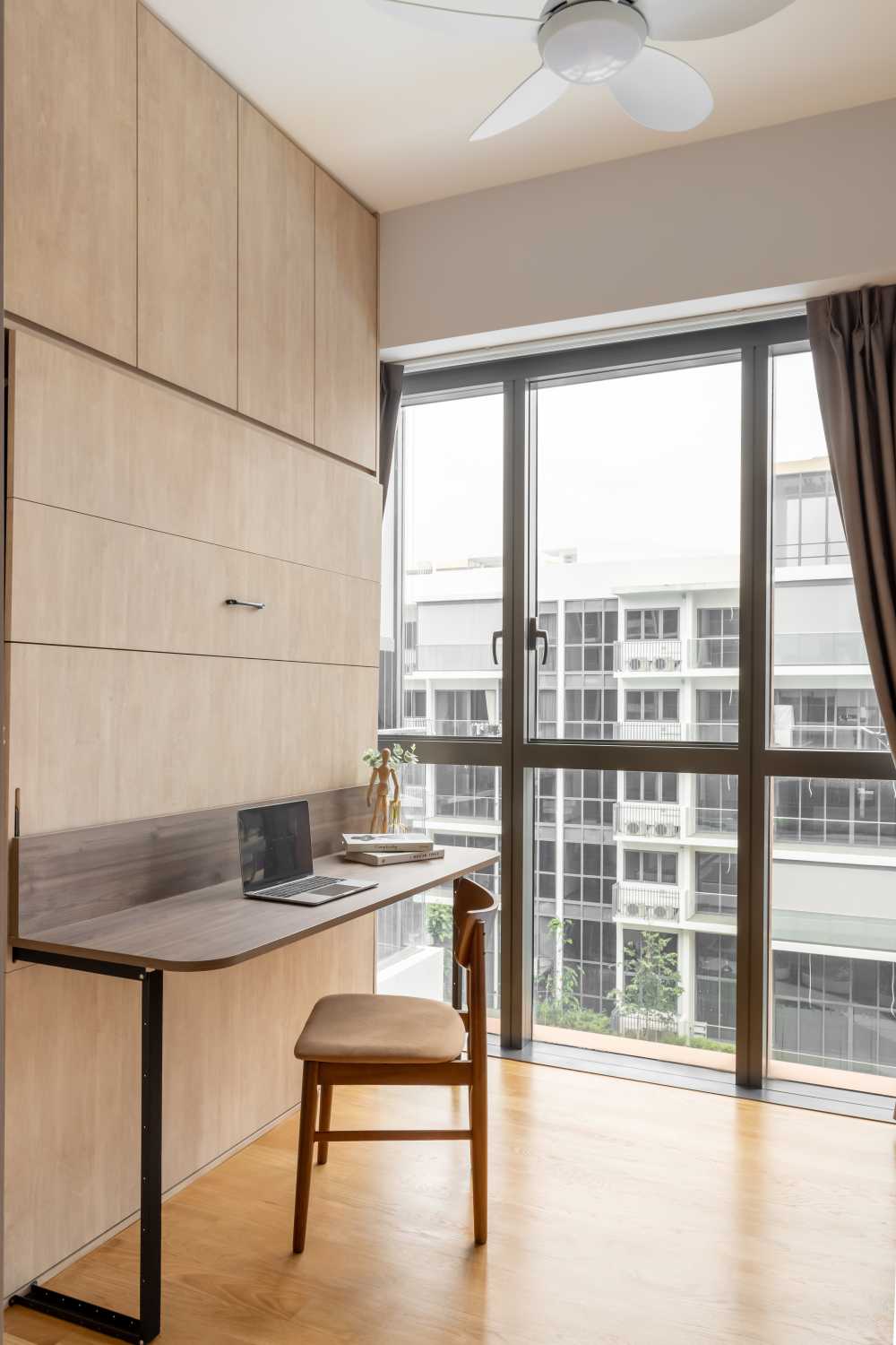 Modern Home Office with Desk and Desk Chairs