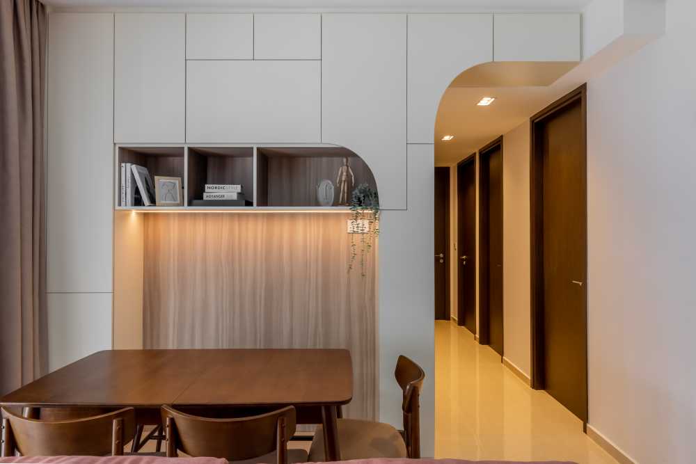 Modern Dining Room with Dining Table and Dining Chairs