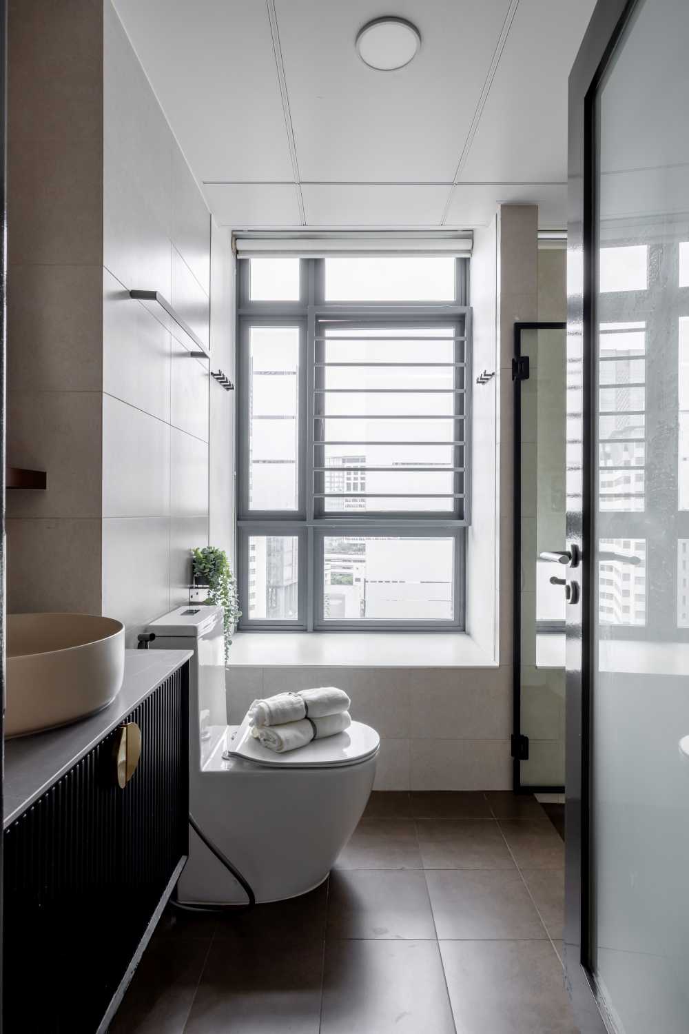 Modern Bathroom with Shower Screen and Bathroom Accessories