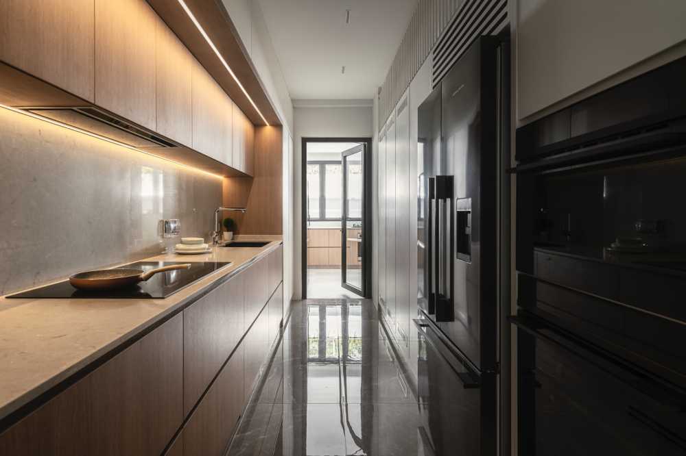 Modern Kitchen with Countertop and Kitchen Cabinets
