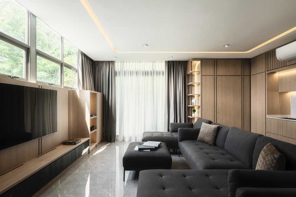 Modern Living Room with Bookshelf and Sofa