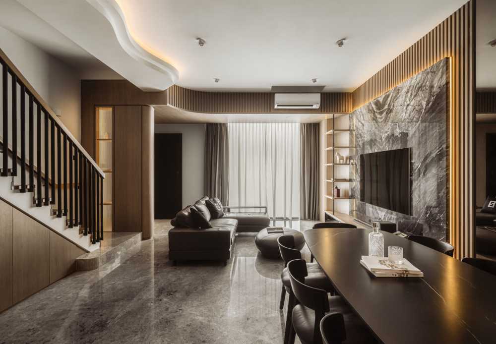 Modern Living Room with Bookshelf and Sofa