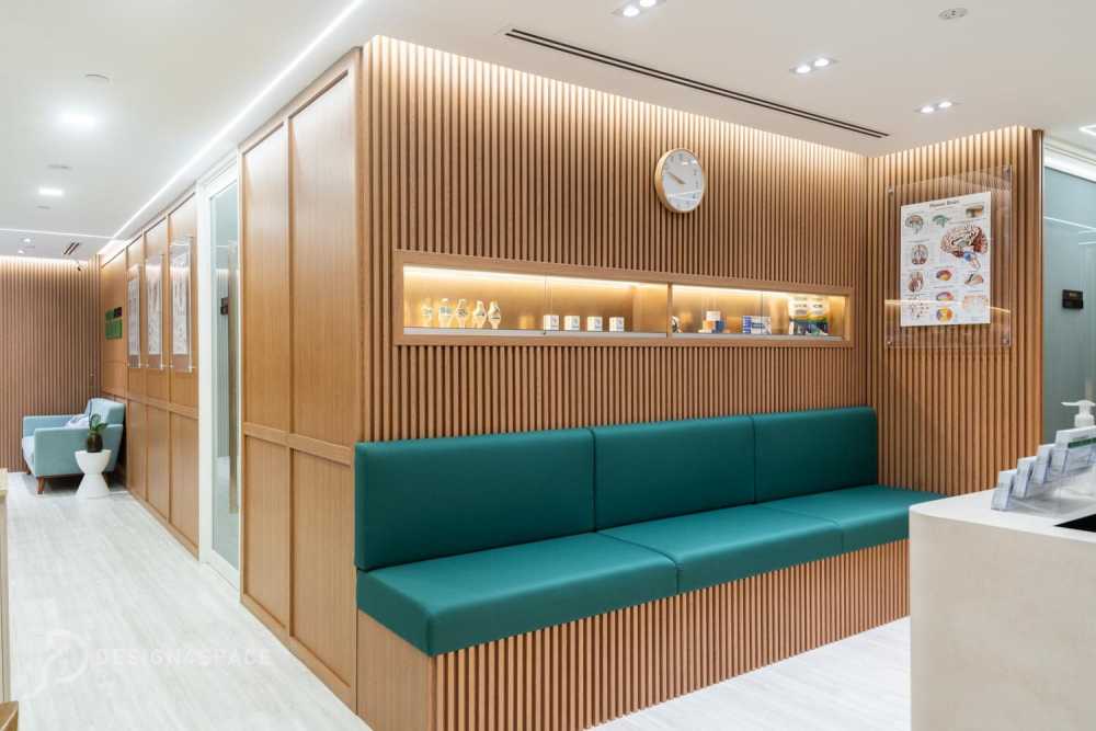 Modern Retail with Bookshelf and Wall Shelves