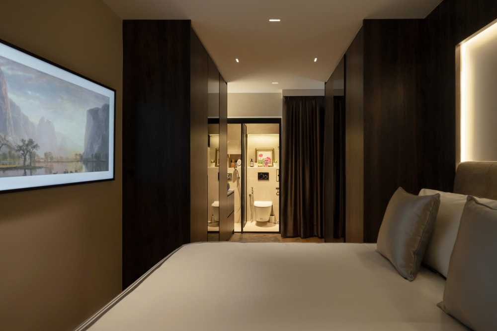 Contemporary Bedroom with Wardrobe and Closet