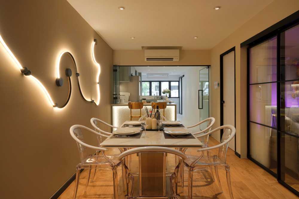 Contemporary Living Room with Vinyl Flooring and Ceiling Light