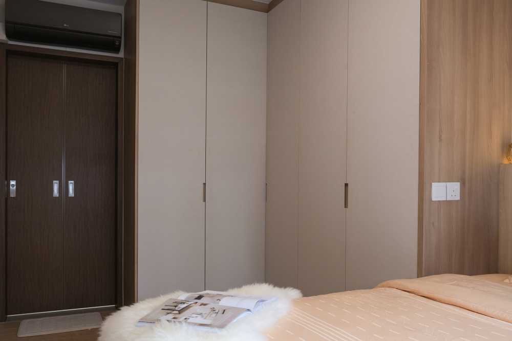 Contemporary Bedroom with Platform Bed and Wardrobe
