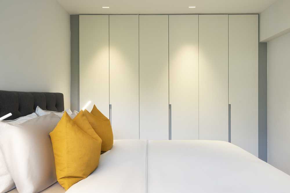 Contemporary Bedroom with Vinyl Flooring and Wardrobe