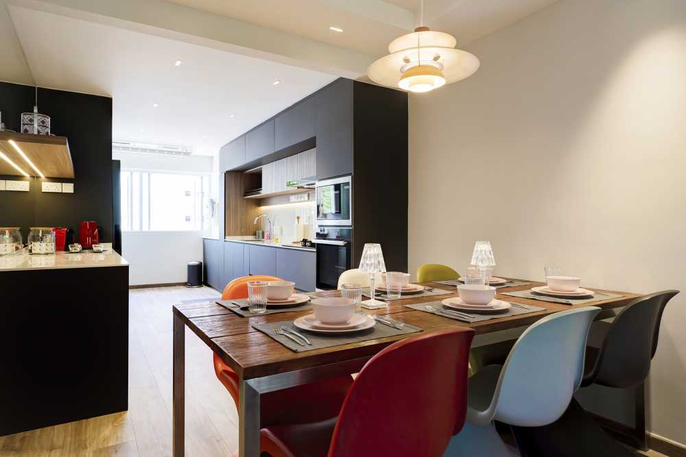 Contemporary Kitchen with Countertop and Vinyl Flooring