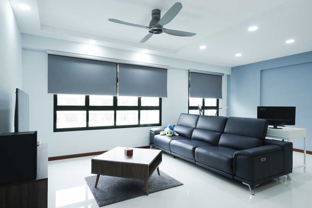 Contemporary Living Room with Drop Ceiling and Ceiling Light