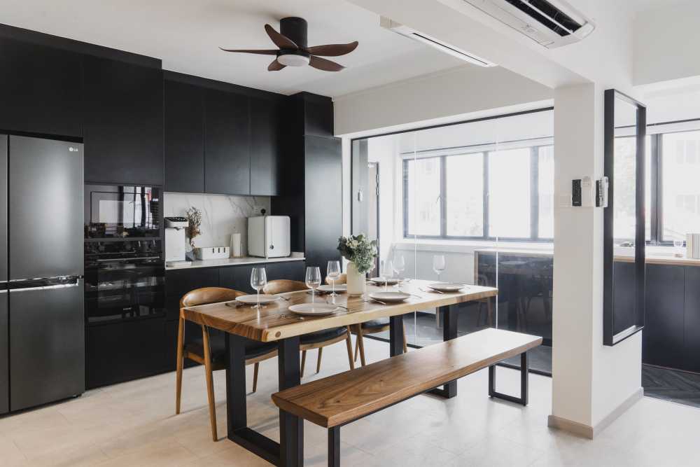 Contemporary Kitchen with Countertop and Vinyl Flooring