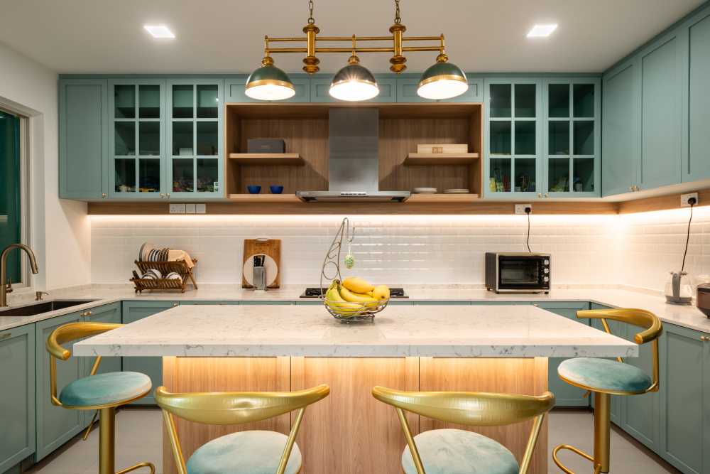 Modern Kitchen with Vinyl Flooring and Kitchen Island