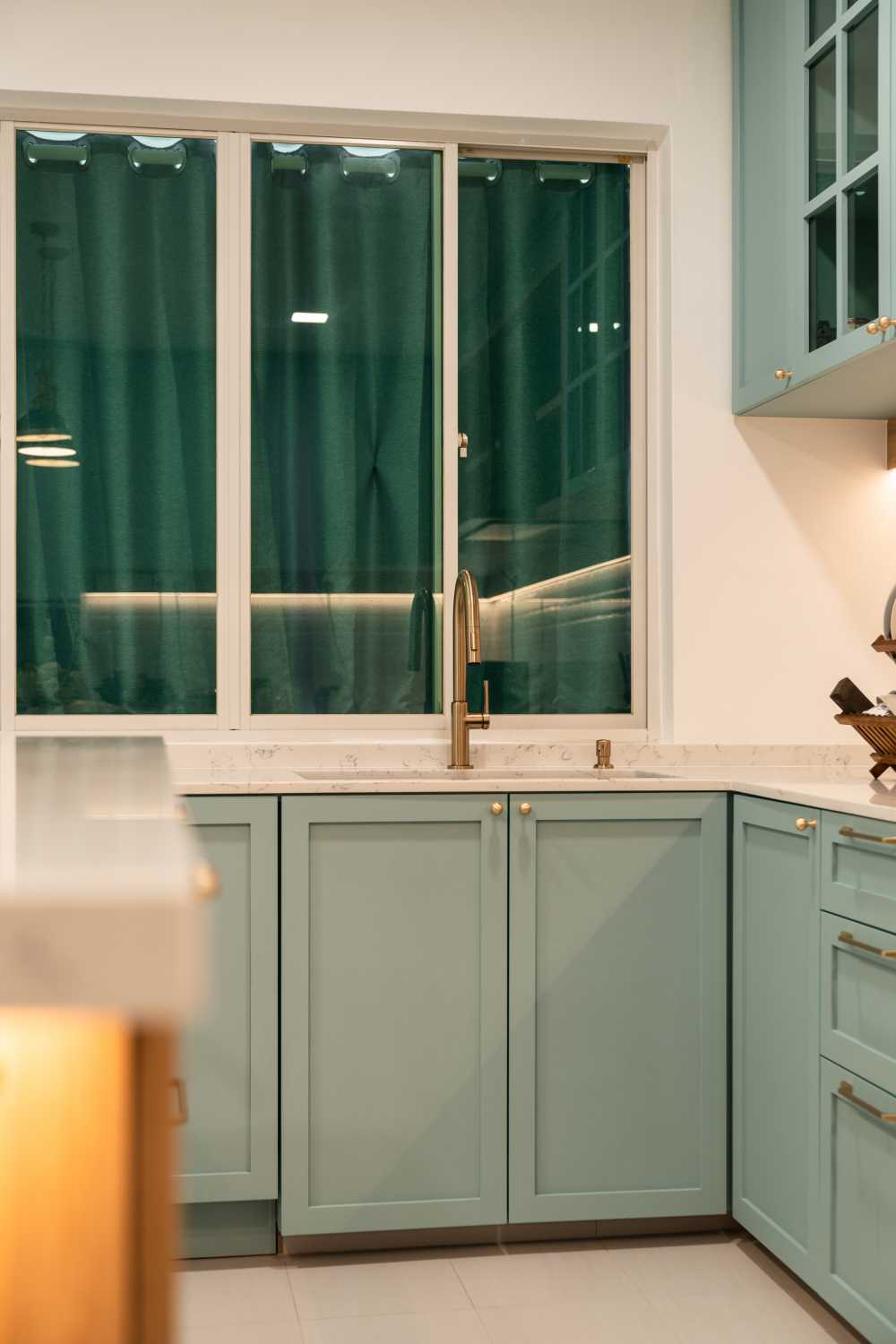 Modern Kitchen with Countertop and Vinyl Flooring