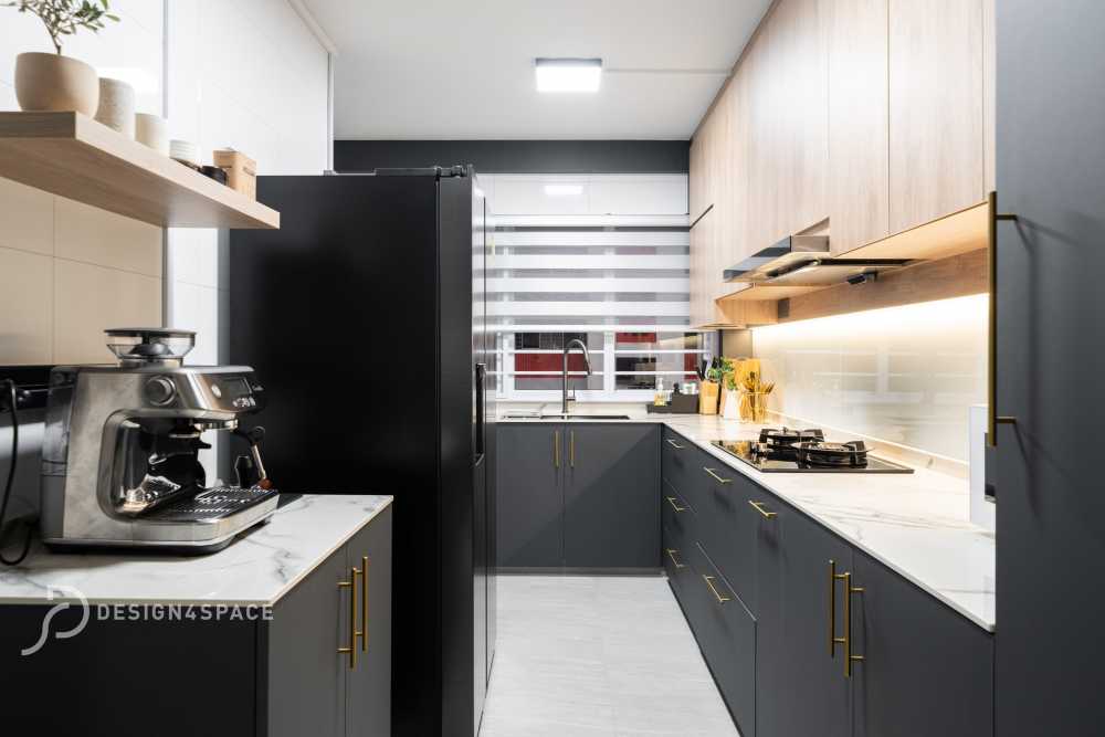 Contemporary Kitchen with Homogeneous Tiles and Marble Floor