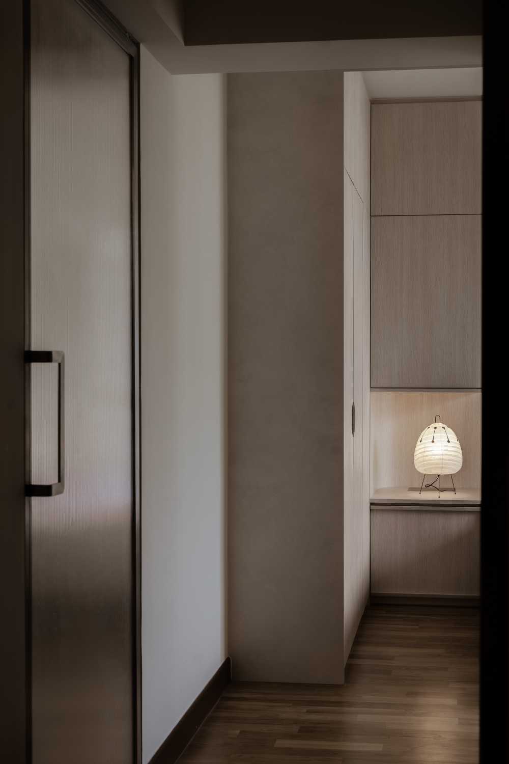 Modern Bedroom with Wardrobe and Closet