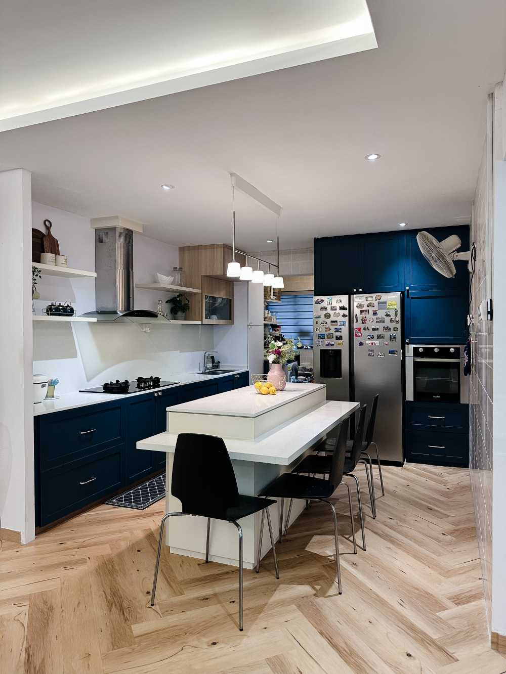 Modern Kitchen with Countertop and Vinyl Flooring