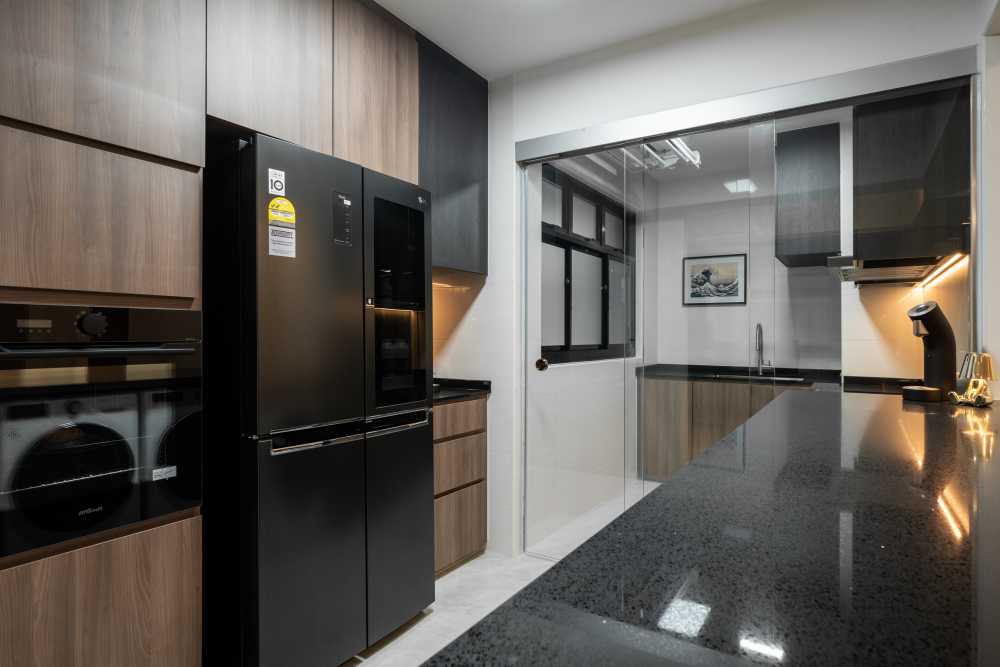 Industrial Kitchen with Wood Flooring and Open Kitchen