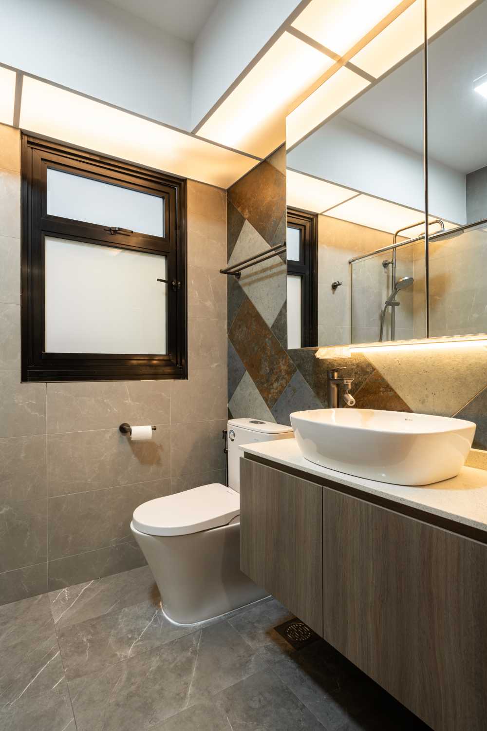 Industrial Bathroom with Vinyl Flooring and Shower Screen