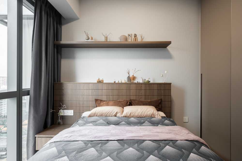 Modern Bedroom with Bedroom Dresser and Single Bed