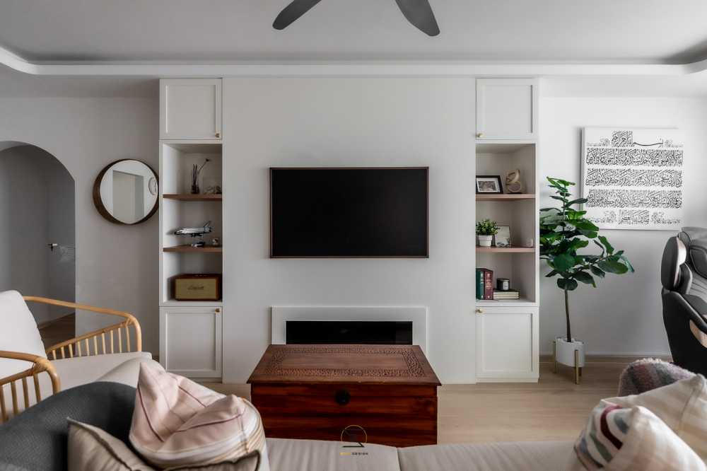 Country Living Room with Feature Wall and TV