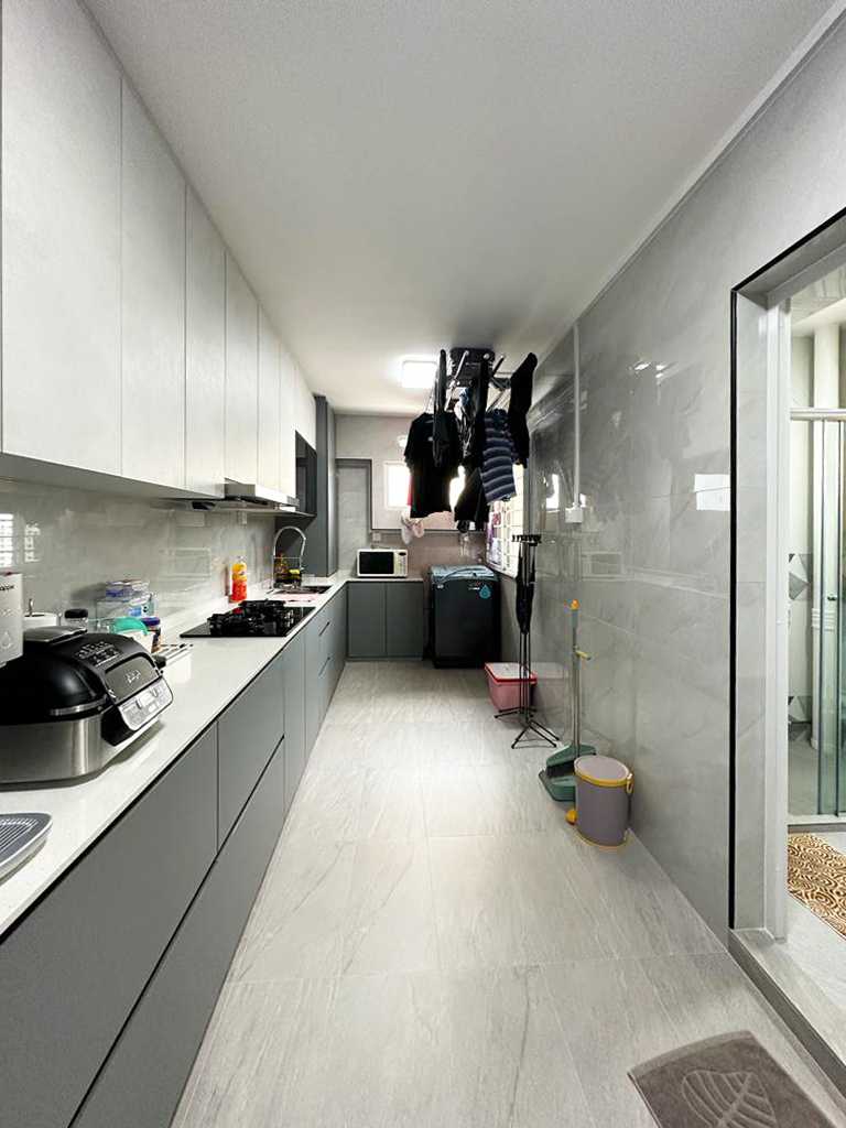 Scandinavian Kitchen with Vinyl Flooring and Parquet Floor