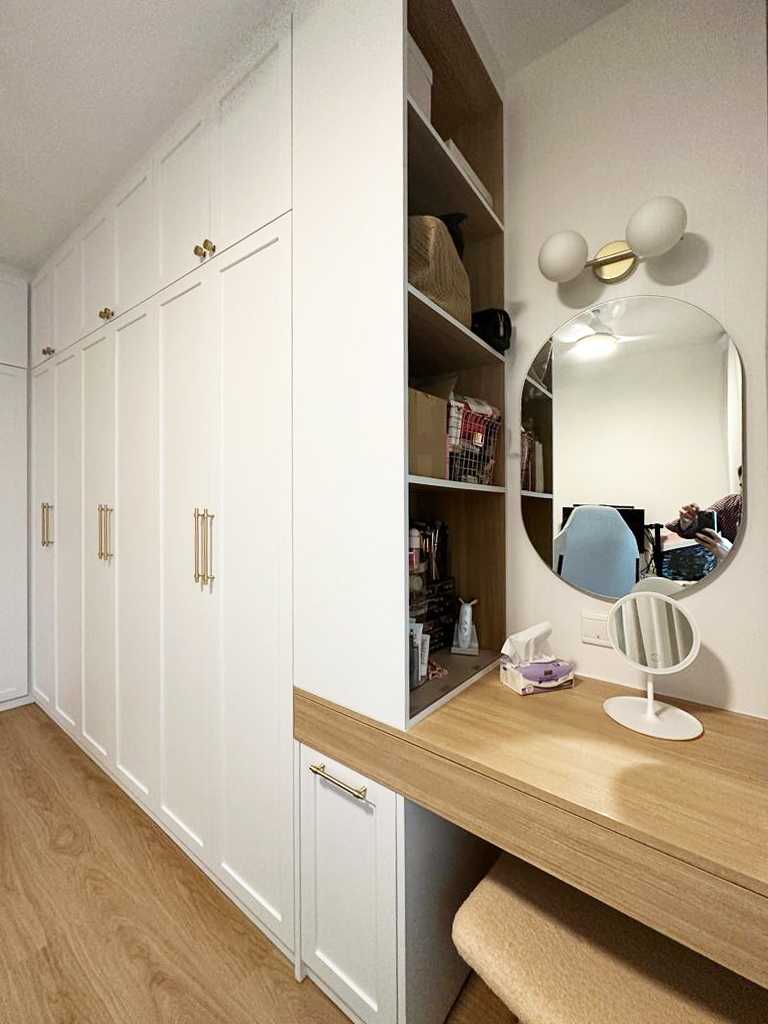 Scandinavian Bedroom with Downlights and Flooring