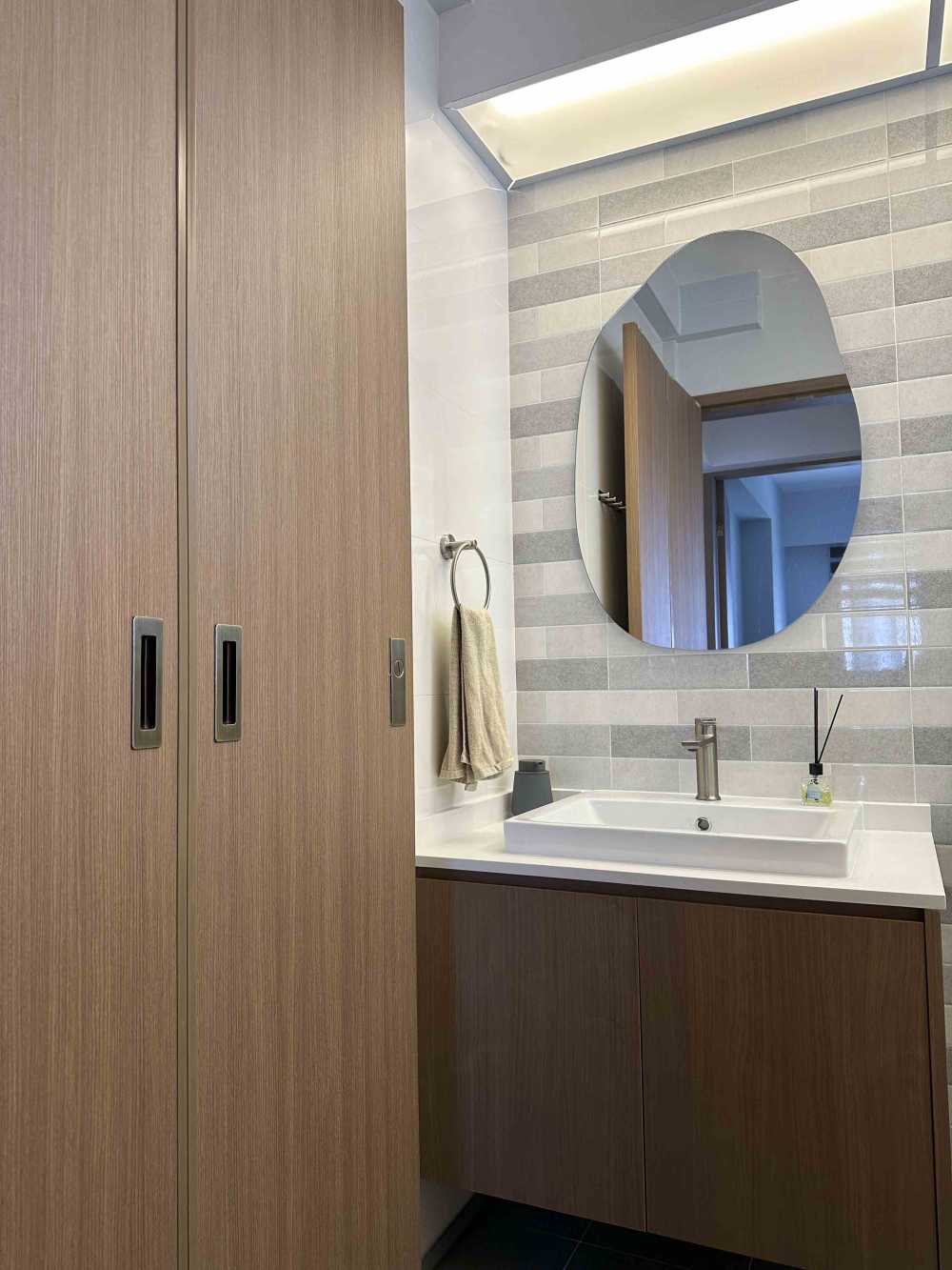 Scandinavian Bathroom with Mirror and Bathroom Accessories