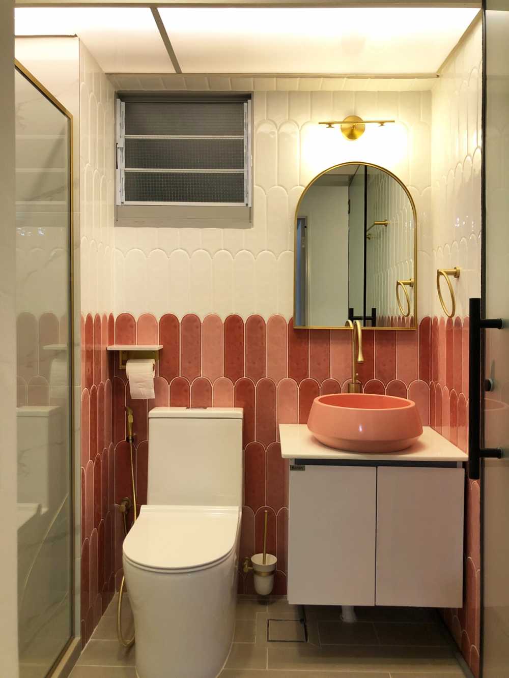 Scandinavian Bathroom with Laundry Baskets and Bathroom Storage
