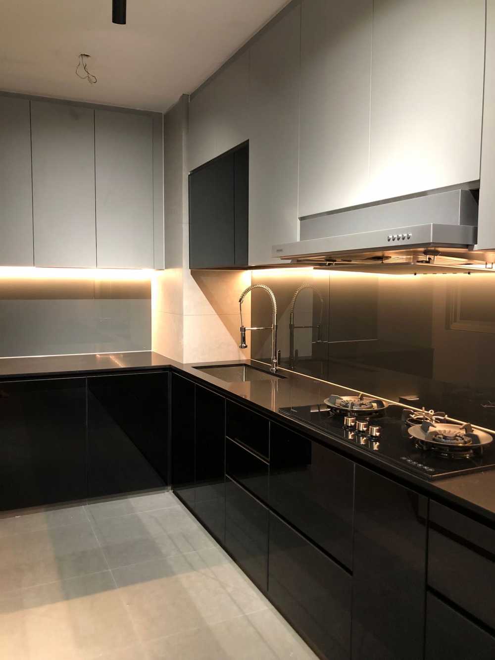 Scandinavian Kitchen with Kitchen Window and Kitchen Island